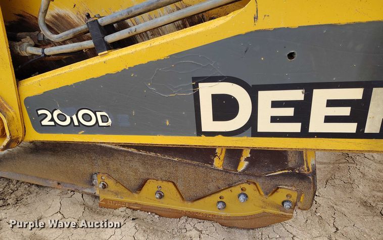 image for item EH0247 2018 John Deere 2010DE scraper