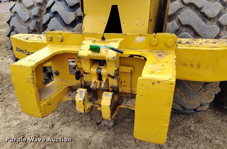 image for item EH0247 2018 John Deere 2010DE scraper