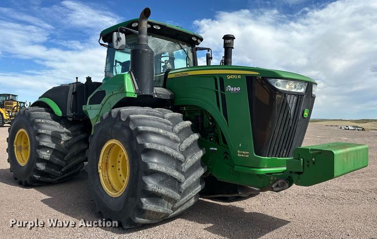 image for item EH0249 2018 John Deere 9470R Scraper Special 4WD tractor