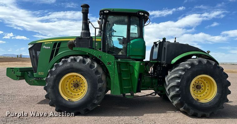 image for item EH0249 2018 John Deere 9470R Scraper Special 4WD tractor