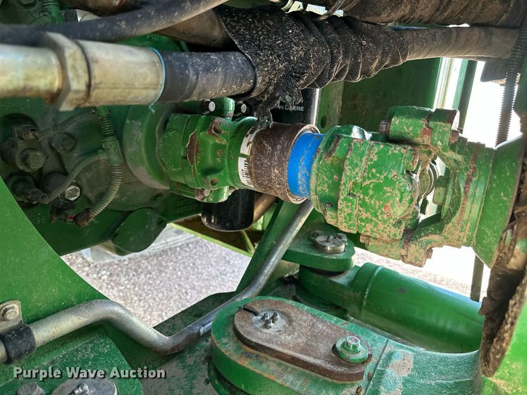 image for item EH0249 2018 John Deere 9470R Scraper Special 4WD tractor