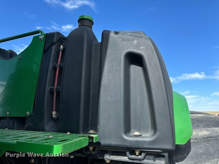 image for item EH0249 2018 John Deere 9470R Scraper Special 4WD tractor