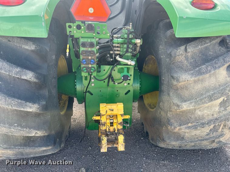 image for item EH0249 2018 John Deere 9470R Scraper Special 4WD tractor