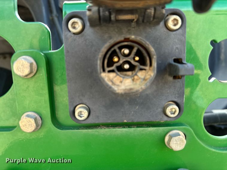 image for item EH0249 2018 John Deere 9470R Scraper Special 4WD tractor