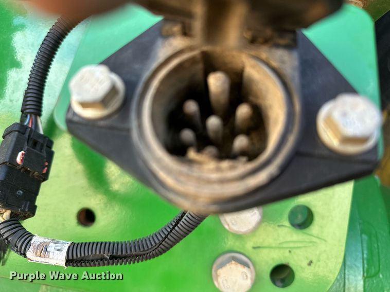 image for item EH0249 2018 John Deere 9470R Scraper Special 4WD tractor