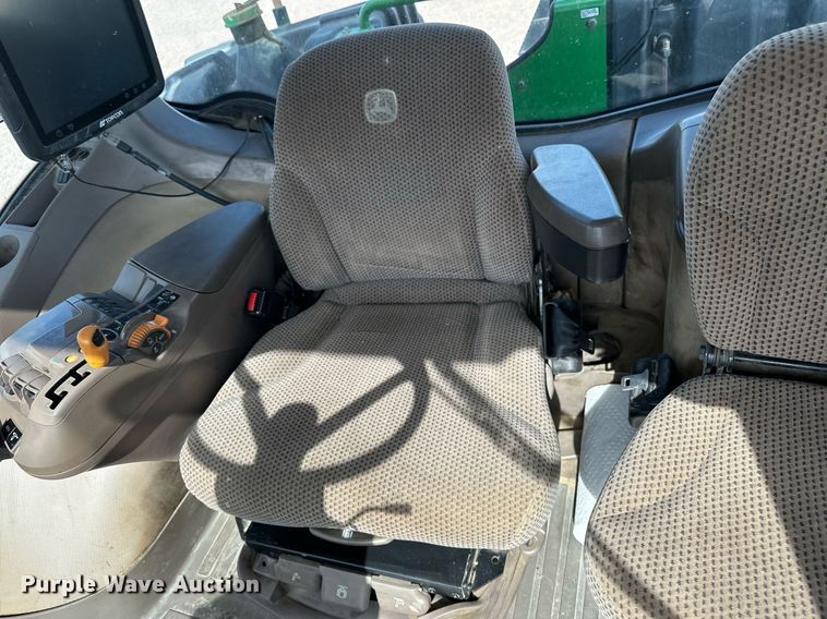 image for item EH0249 2018 John Deere 9470R Scraper Special 4WD tractor