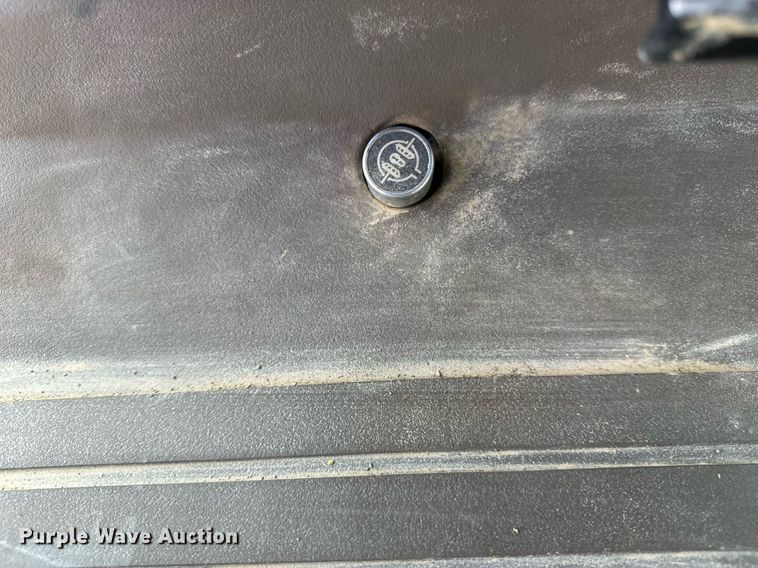 image for item EH0249 2018 John Deere 9470R Scraper Special 4WD tractor