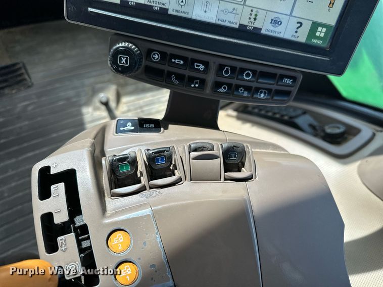 image for item EH0249 2018 John Deere 9470R Scraper Special 4WD tractor