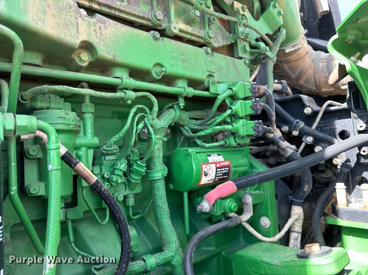 image for item EH0249 2018 John Deere 9470R Scraper Special 4WD tractor