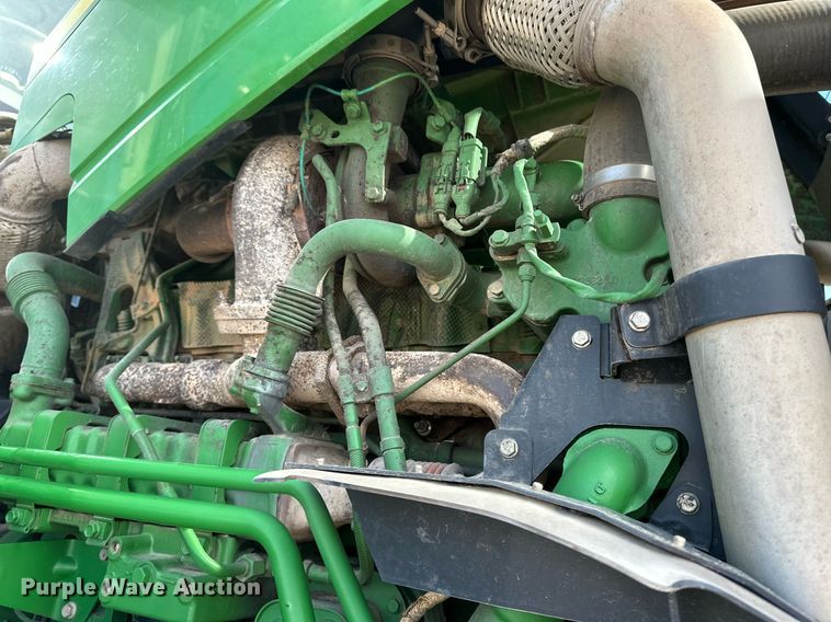 image for item EH0249 2018 John Deere 9470R Scraper Special 4WD tractor