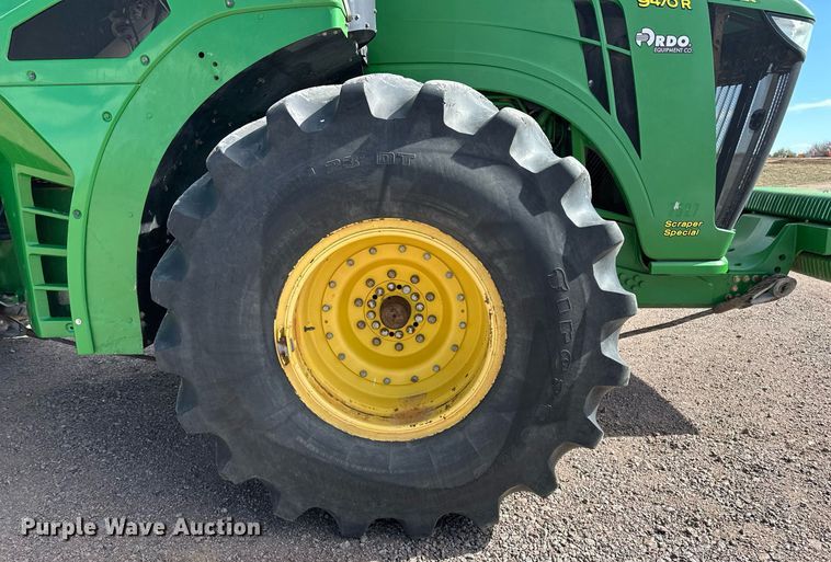 image for item EH0249 2018 John Deere 9470R Scraper Special 4WD tractor