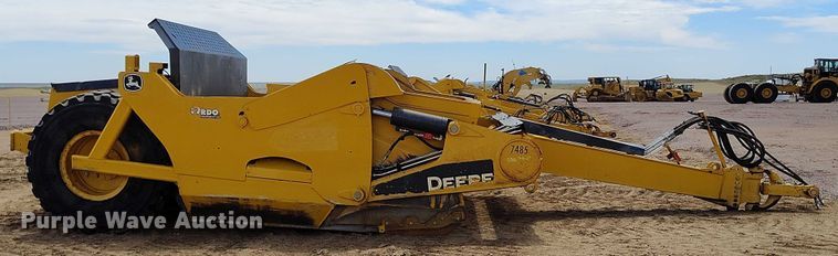 image for item EH0250 2018 John Deere 2010E scraper