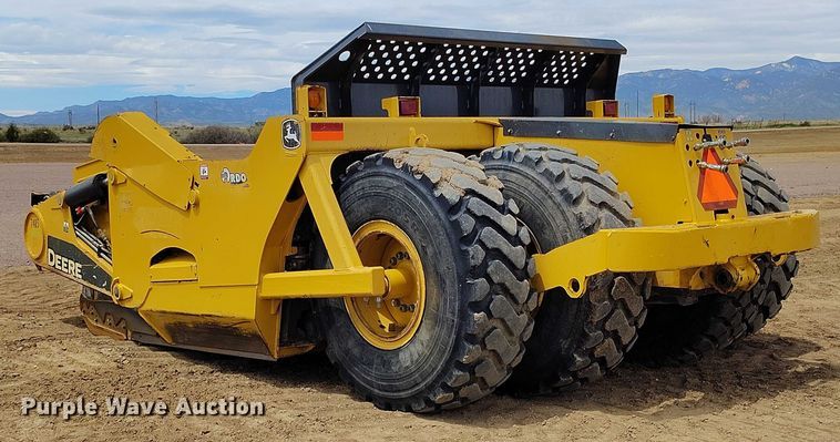 image for item EH0250 2018 John Deere 2010E scraper