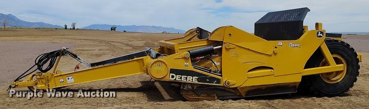 image for item EH0250 2018 John Deere 2010E scraper