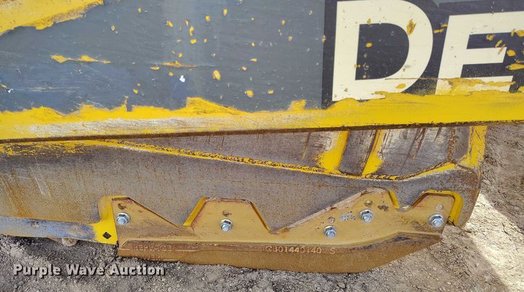 image for item EH0250 2018 John Deere 2010E scraper