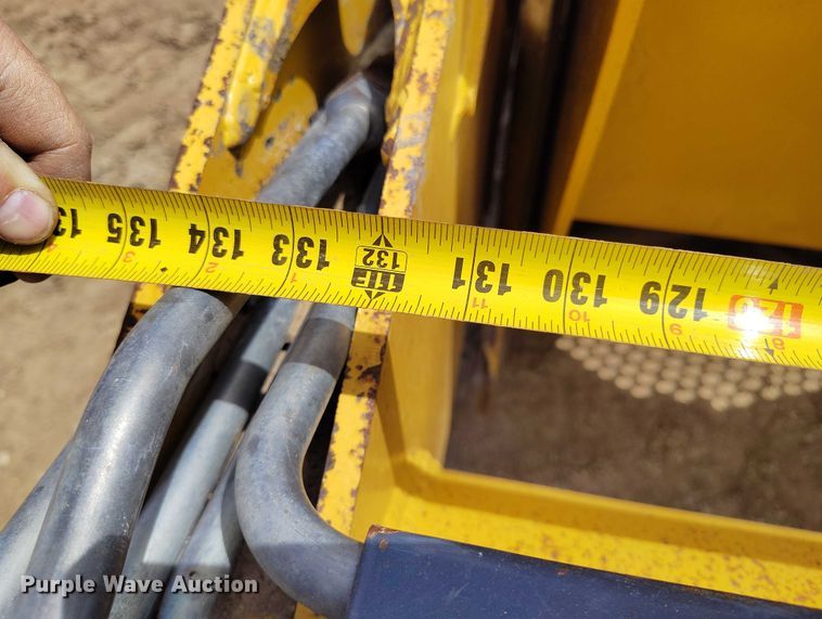 image for item EH0250 2018 John Deere 2010E scraper