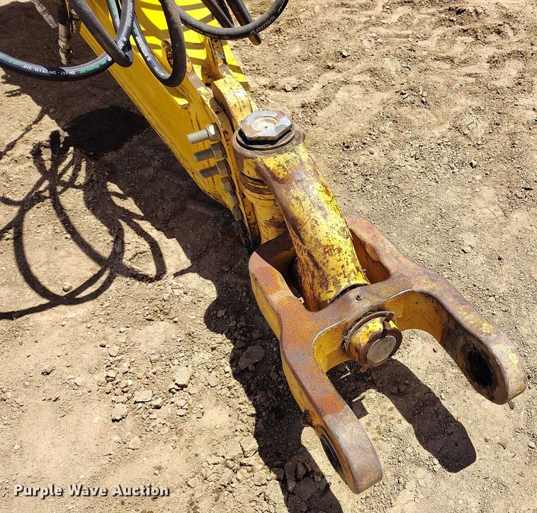 image for item EH0251 2008 John Deere 1810E scraper