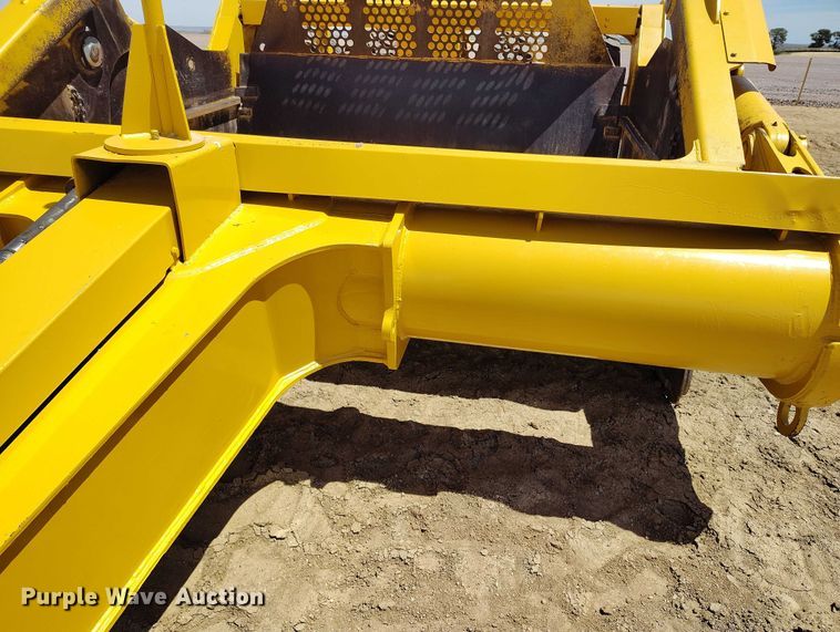 image for item EH0251 2008 John Deere 1810E scraper