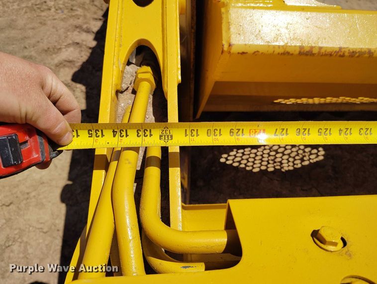 image for item EH0251 2008 John Deere 1810E scraper