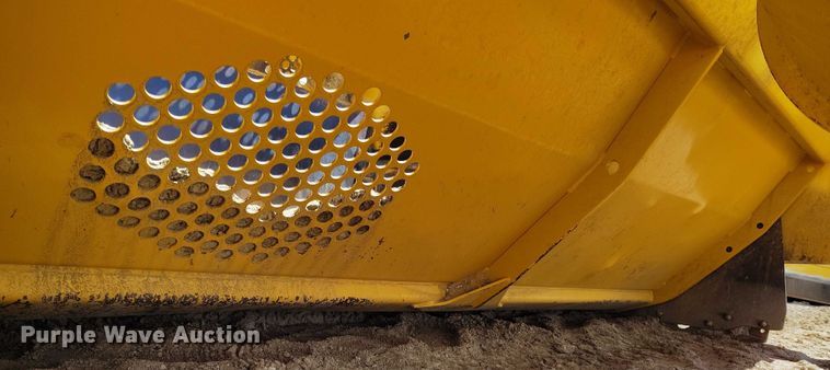 image for item EH0251 2008 John Deere 1810E scraper