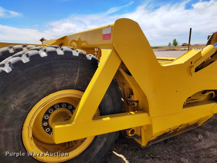 image for item EH0251 2008 John Deere 1810E scraper