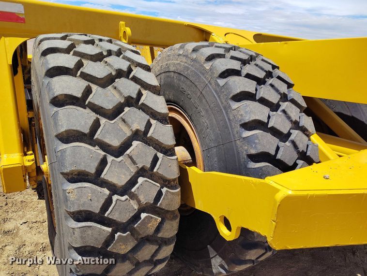 image for item EH0251 2008 John Deere 1810E scraper