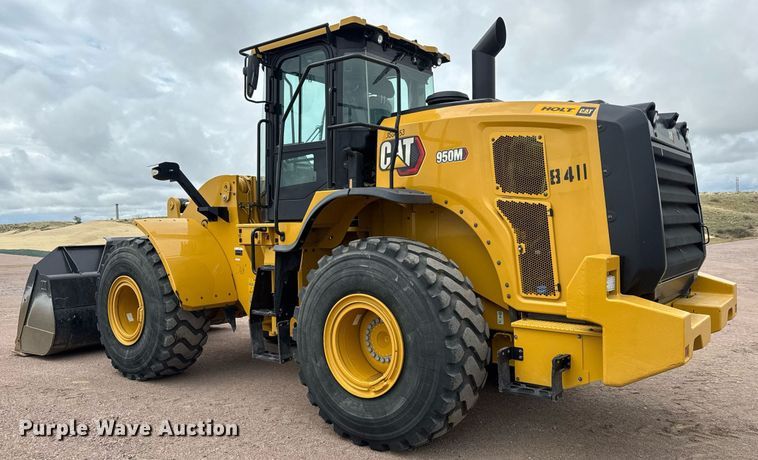 image for item EH0252 2023 Caterpillar 950M wheel loader