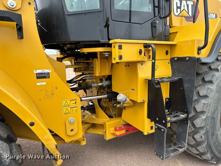 image for item EH0252 2023 Caterpillar 950M wheel loader
