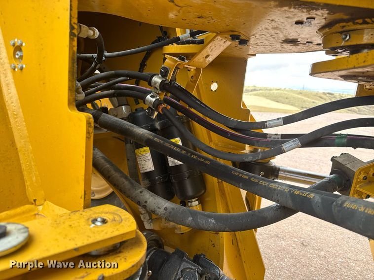 image for item EH0252 2023 Caterpillar 950M wheel loader