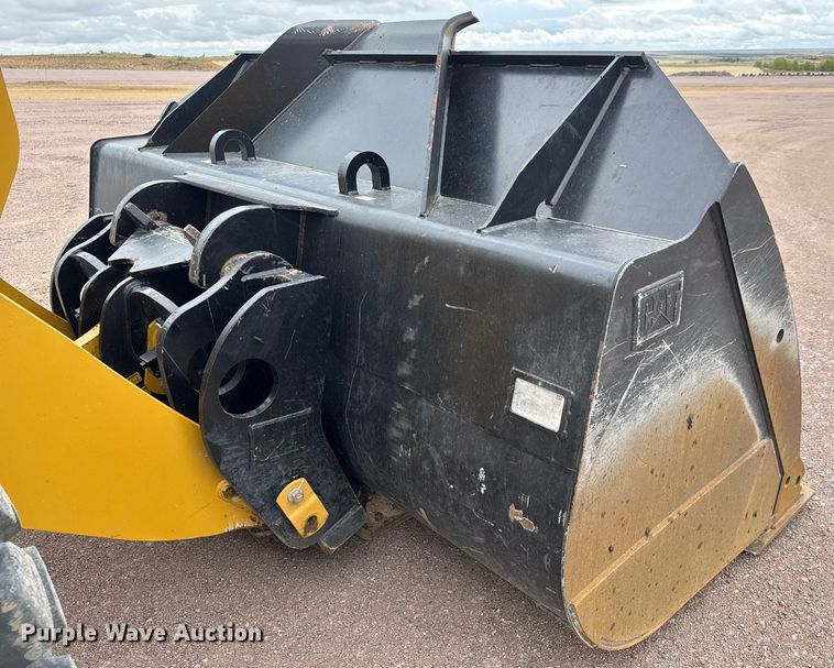 image for item EH0252 2023 Caterpillar 950M wheel loader