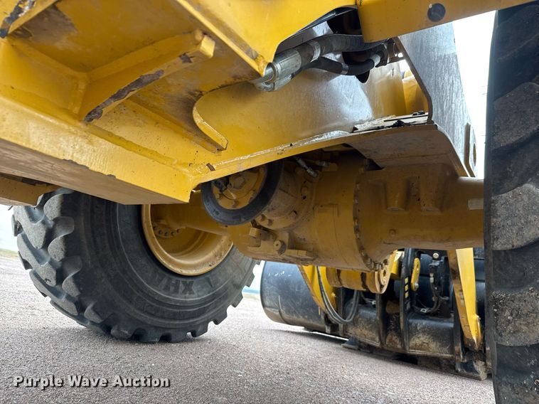 image for item EH0252 2023 Caterpillar 950M wheel loader