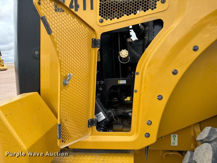 image for item EH0252 2023 Caterpillar 950M wheel loader