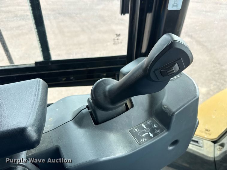 image for item EH0252 2023 Caterpillar 950M wheel loader