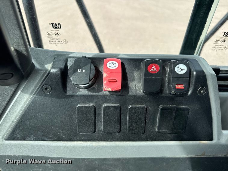 image for item EH0252 2023 Caterpillar 950M wheel loader