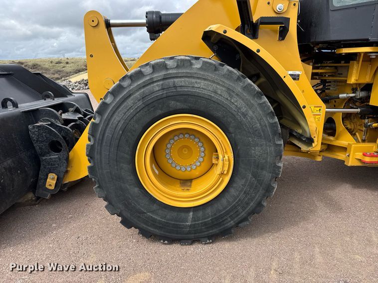 image for item EH0252 2023 Caterpillar 950M wheel loader
