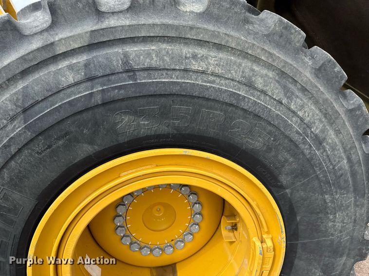 image for item EH0252 2023 Caterpillar 950M wheel loader