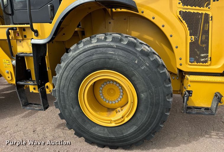 image for item EH0252 2023 Caterpillar 950M wheel loader