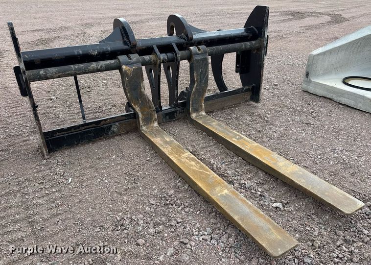 image for item EH0252 2023 Caterpillar 950M wheel loader