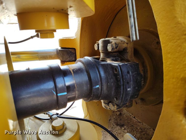 image for item EH0255 2023 Caterpillar 745 articulated scraper truck