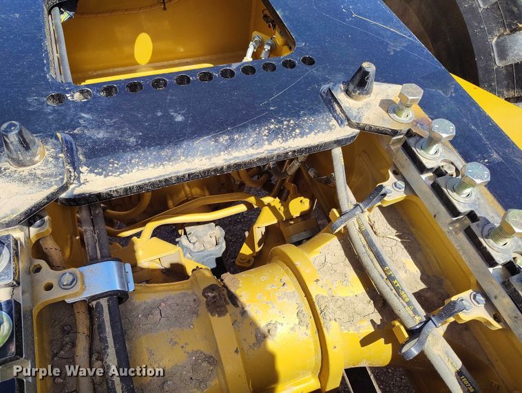 image for item EH0255 2023 Caterpillar 745 articulated scraper truck