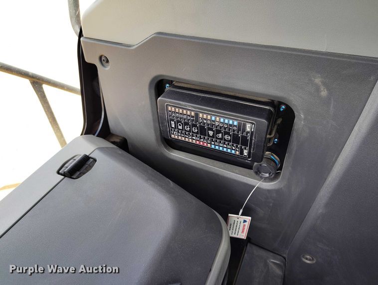 image for item EH0255 2023 Caterpillar 745 articulated scraper truck