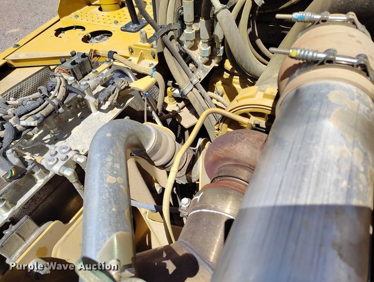 image for item EH0255 2023 Caterpillar 745 articulated scraper truck