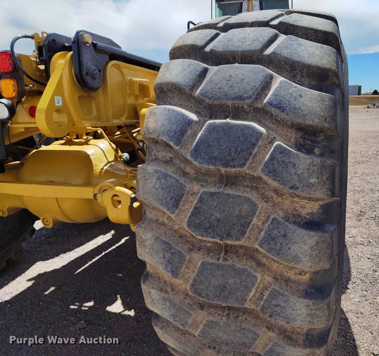 image for item EH0255 2023 Caterpillar 745 articulated scraper truck
