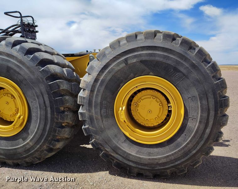 image for item EH0255 2023 Caterpillar 745 articulated scraper truck