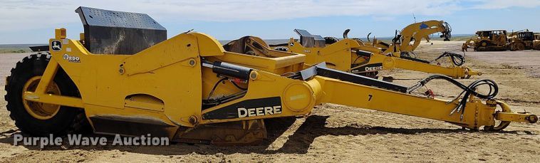 image for item EH0256 2018 John Deere 2010E scraper
