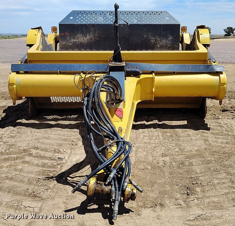 image for item EH0257 2018 John Deere 2010DE scraper