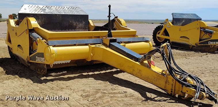 image for item EH0257 2018 John Deere 2010DE scraper