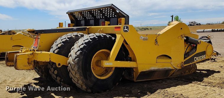 image for item EH0257 2018 John Deere 2010DE scraper