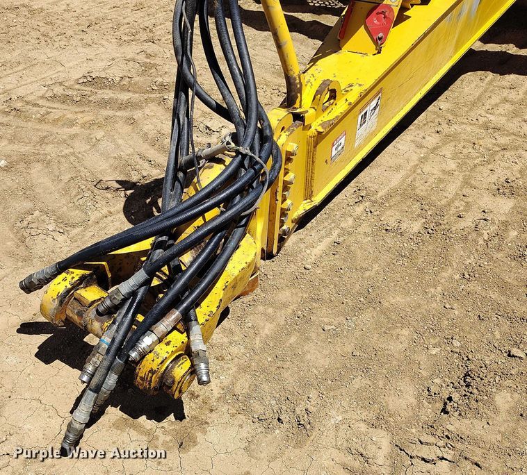 image for item EH0257 2018 John Deere 2010DE scraper