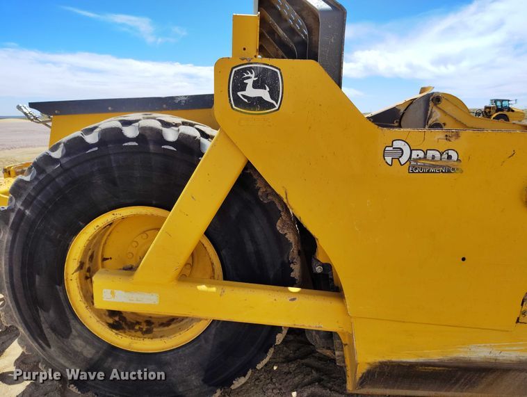 image for item EH0257 2018 John Deere 2010DE scraper